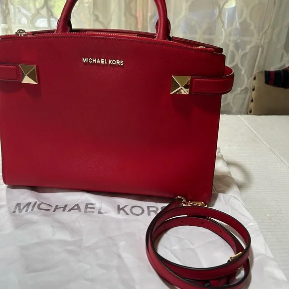 MICHAEL KORS KARLA SATCHEL RED PURSE
